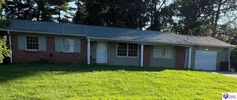 679 Cherrywood Drive, Radcliff, KY 40160 - #2
