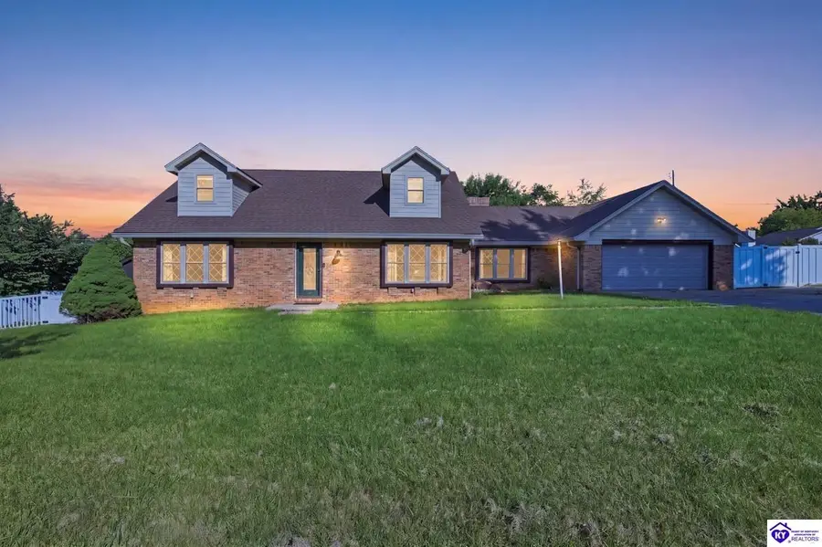273 Manor Drive, Radcliff, KY 40160 - #2