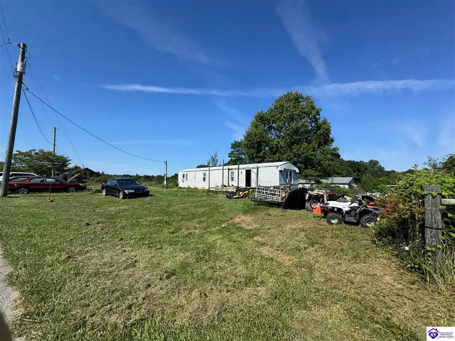 665 Skaggs Road, Buffalo, KY 42748 - #3