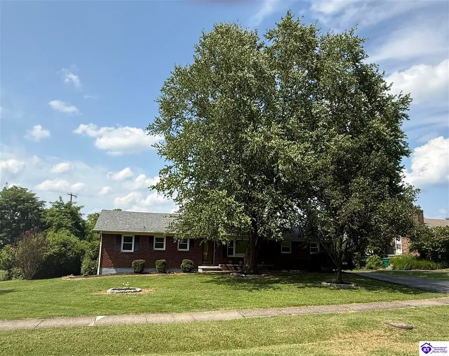 1014 Pawnee Drive, Elizabethtown, KY 42701 - #2