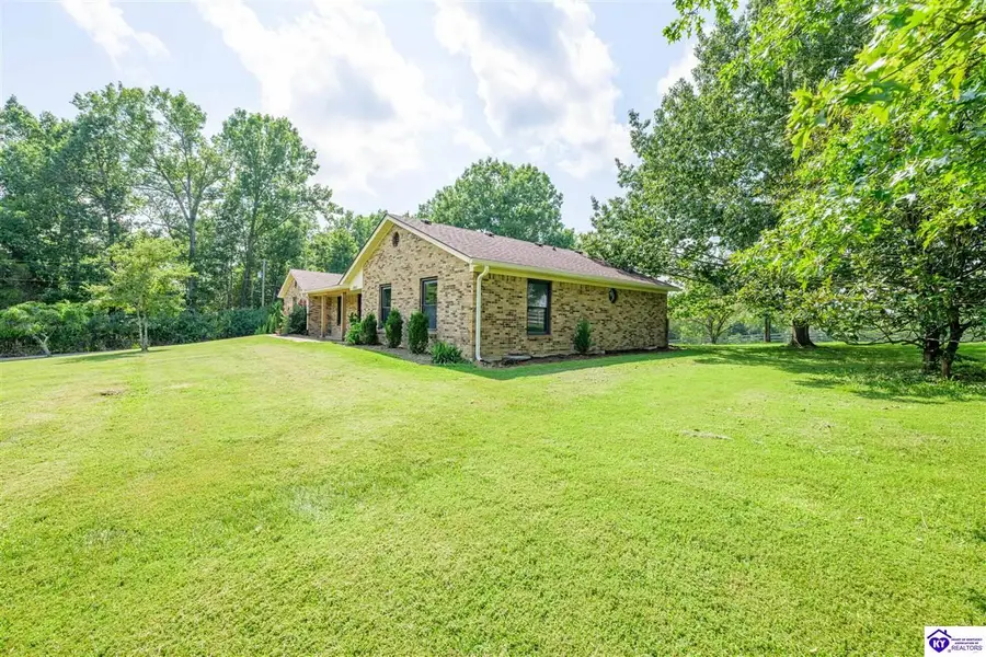 3212 Old Sligo Road, La Grange, KY 40031 - #2