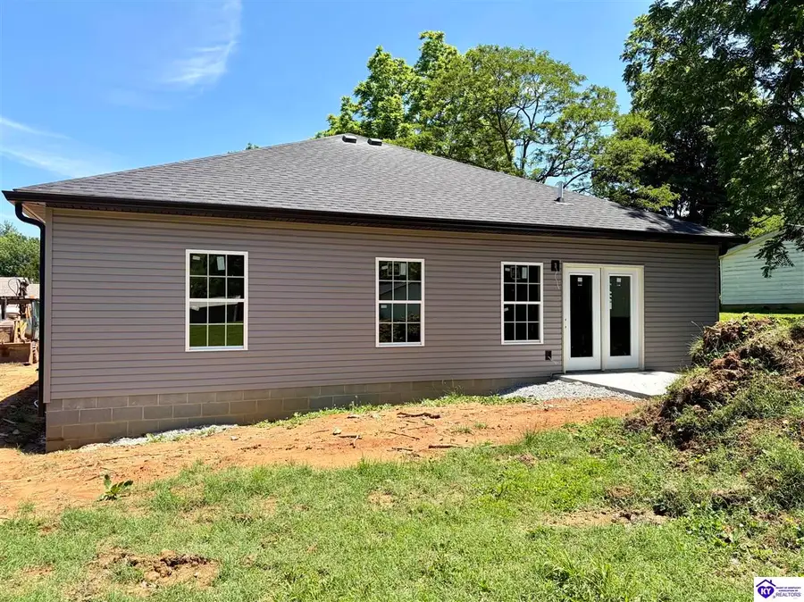 333 First Street, Vine Grove, KY 40175 - #3