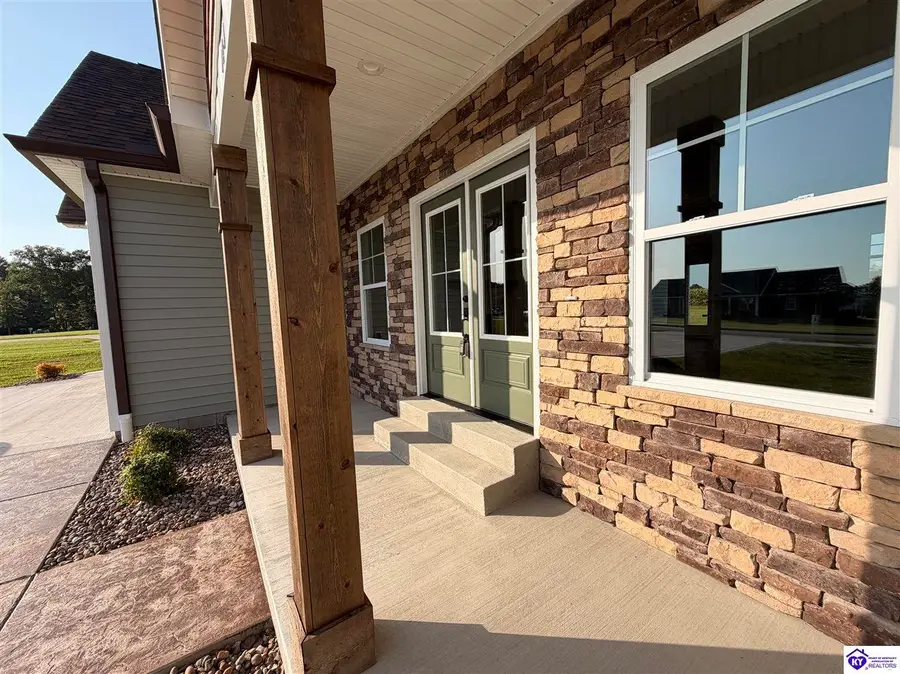 404 Bluegrass Drive, Campbellsville, KY 42718 - #3