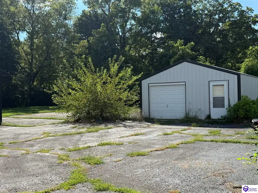 308 E Poplar Street, Elizabethtown, KY 42701 - #3