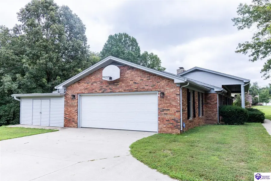 202 S Hillcrest Drive, Vine Grove, KY 40175 - #3