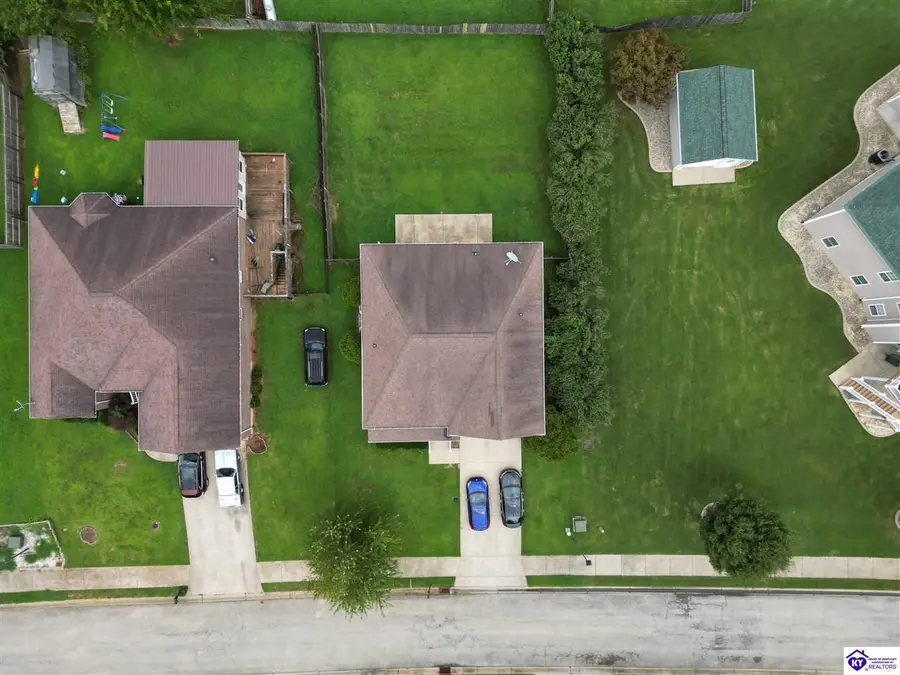403 Cabernet Drive, Vine Grove, KY 42701 - #3