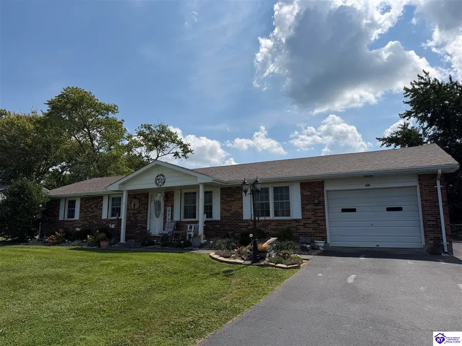 618 Osage Avenue, Campbellsville, KY 42718 - #2