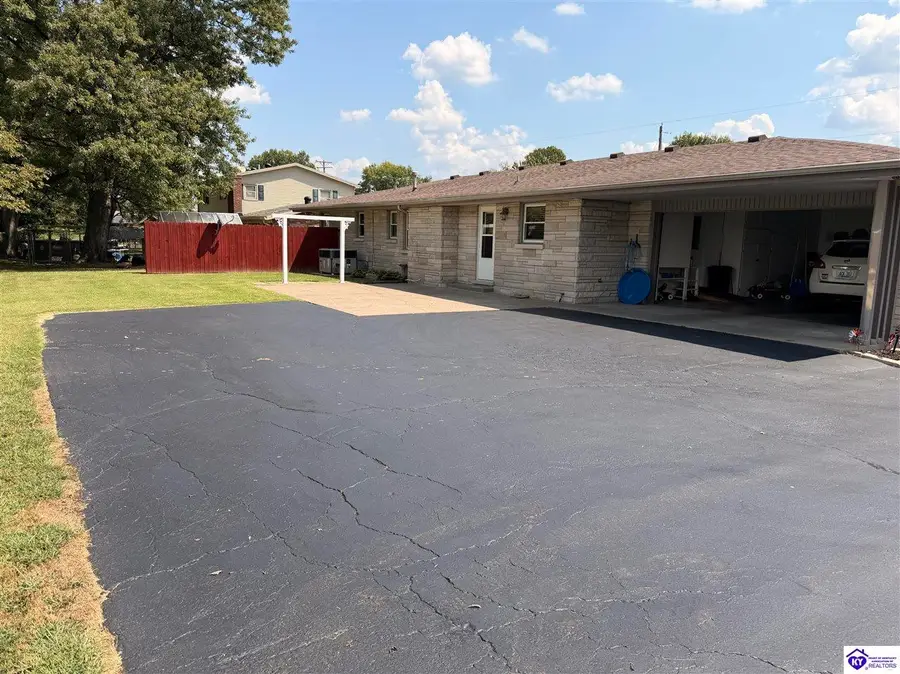 1409 Longview Drive, Campbellsville, KY 42718 - #3