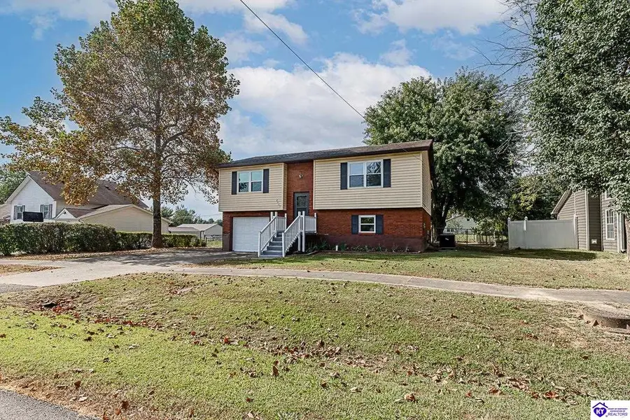 2669 N Lake Road North, Radcliff, KY 40160 - #2