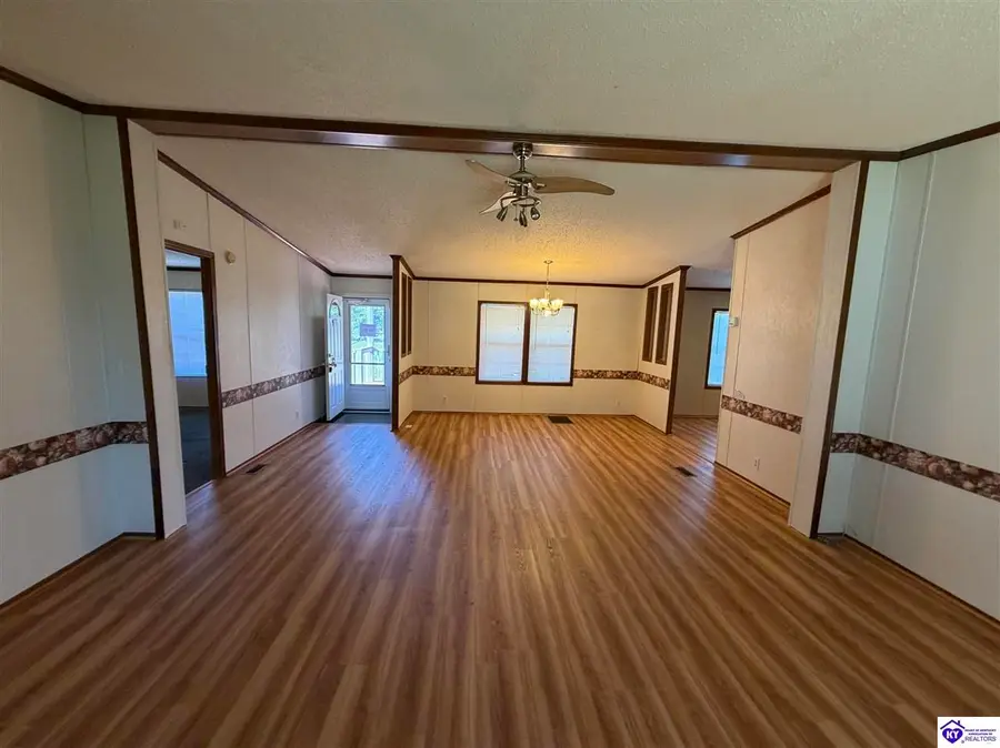 455 Morris Court, Vine Grove, KY 40175 - #3