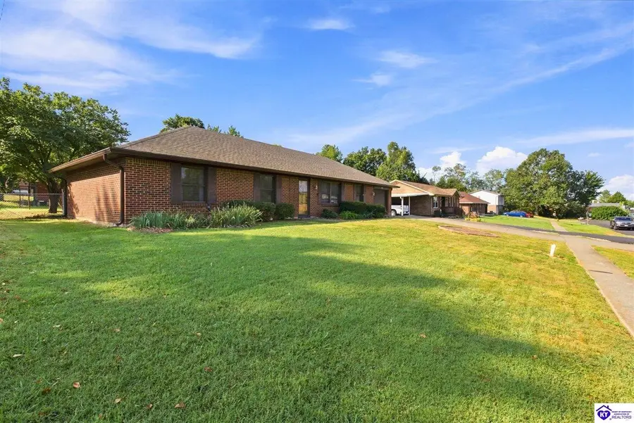 718 Carolyn Street, Radcliff, KY 40160 - #3
