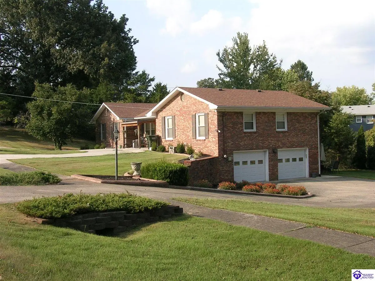 734 Cherrywood Drive, Radcliff, KY 40160 - #1