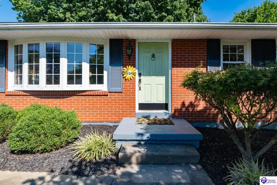 615 Pike Street, Elizabethtown, KY 42701-2132 - #3