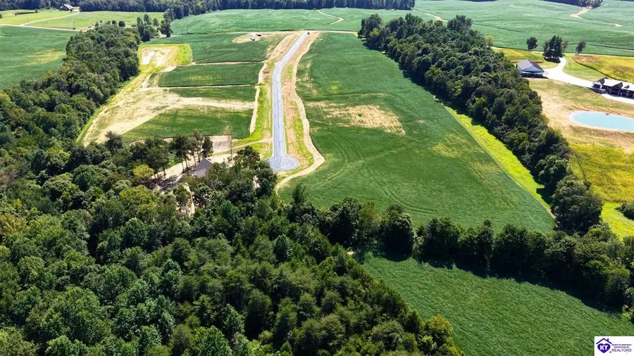 1 Olde Farm Court, Elizabethtown, KY 42701 - #2