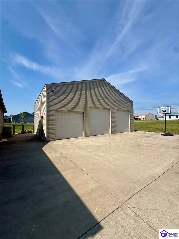 28 Arlington Drive, Elizabethtown, KY 42701 - #2
