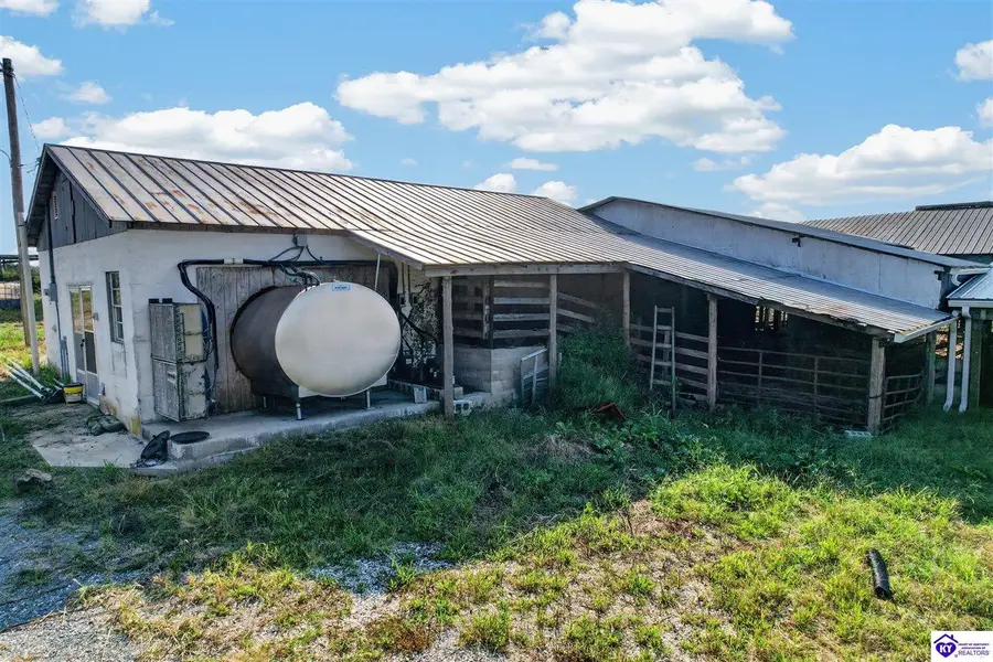 159 Curry Road, Summersville, KY 42782 - #3