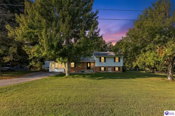 1030 Shamrock Street, Radcliff, KY 40160