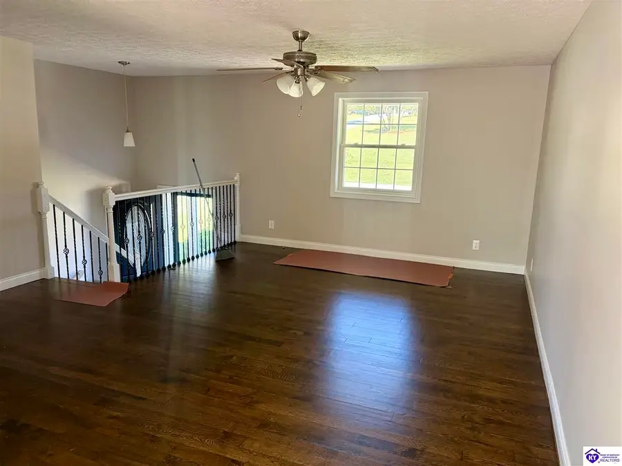 311 Linda Lane, Elizabethtown, KY 42701 - #3