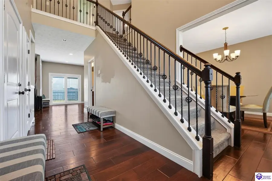 2561 Kensington Way, Elizabethtown, KY 42701 - #2