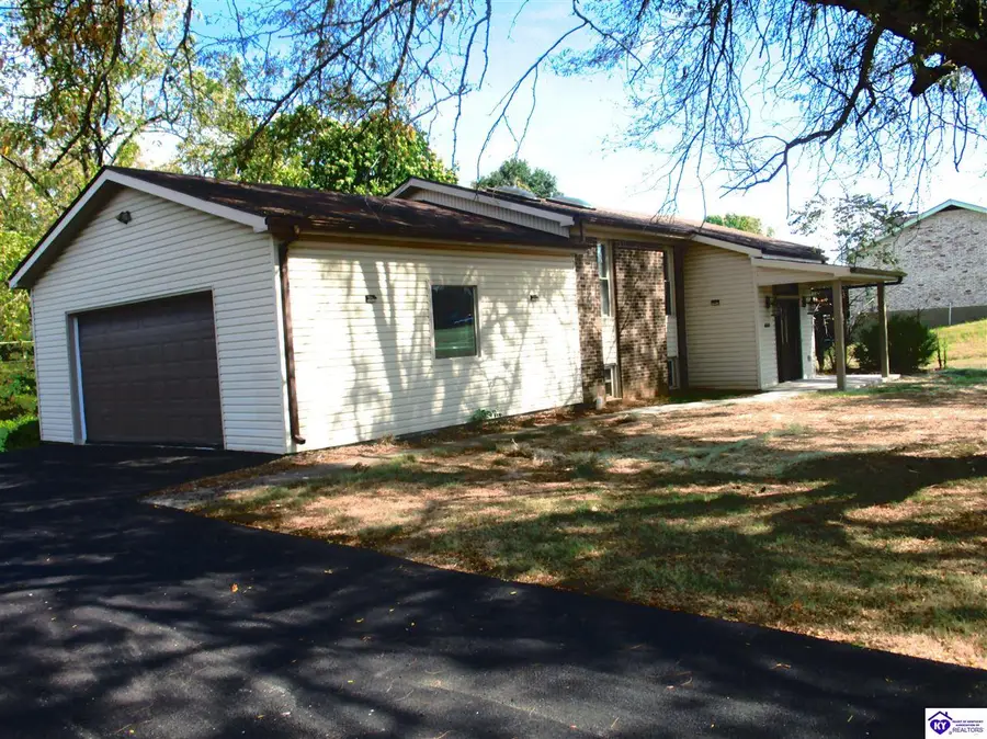 609 Foxfire Road, Elizabethtown, KY 42701 - #3