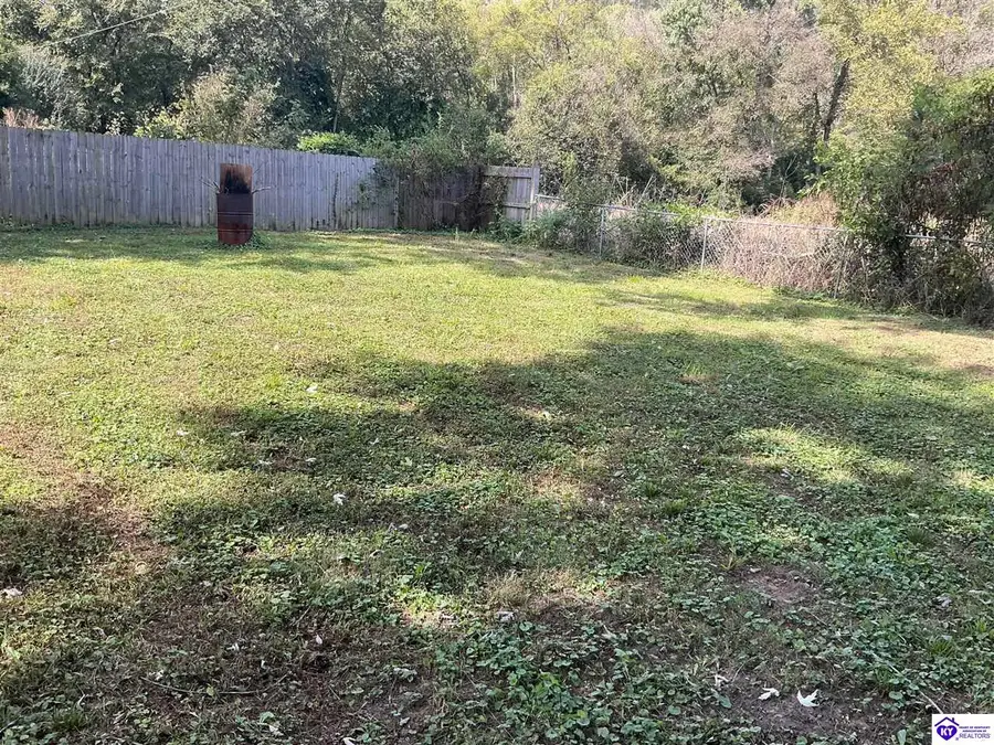 220 Colesburg Road, Elizabethtown, KY 42701 - #3