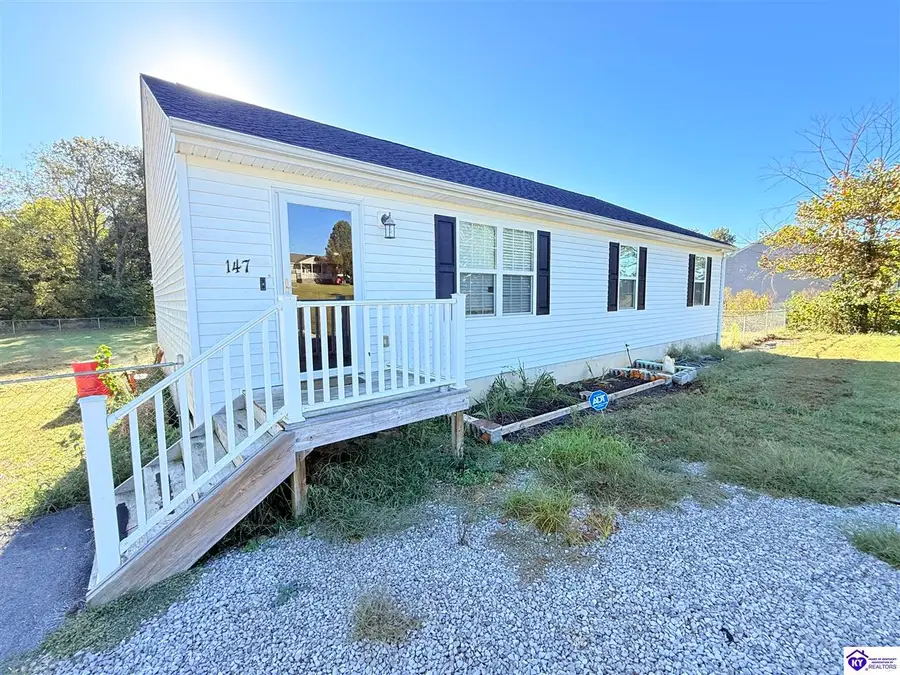 147 Casablanca Court, Cecilia, KY 42724 - #2