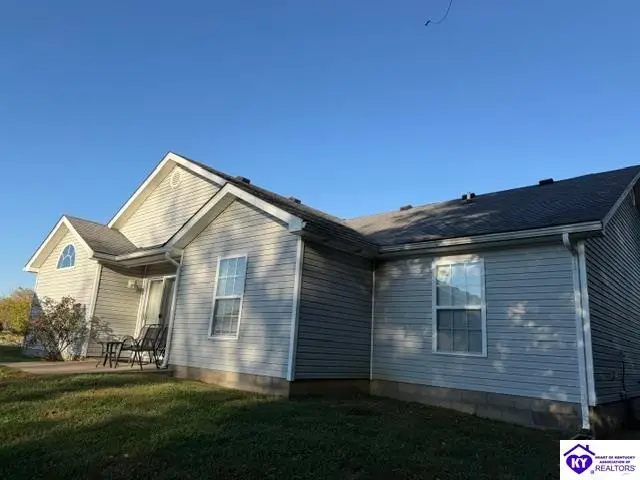 120 Bluegrass Drive, Hodgenville, KY 42748 - #3
