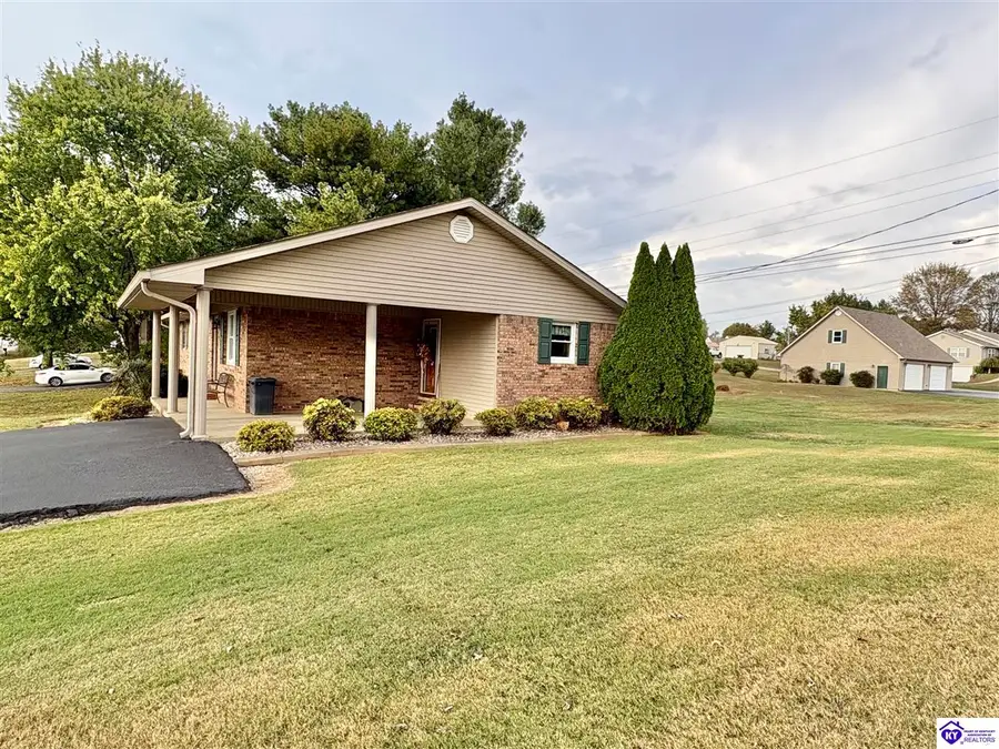 126 Long Meadow Drive, Greensburg, KY 42743 - #2