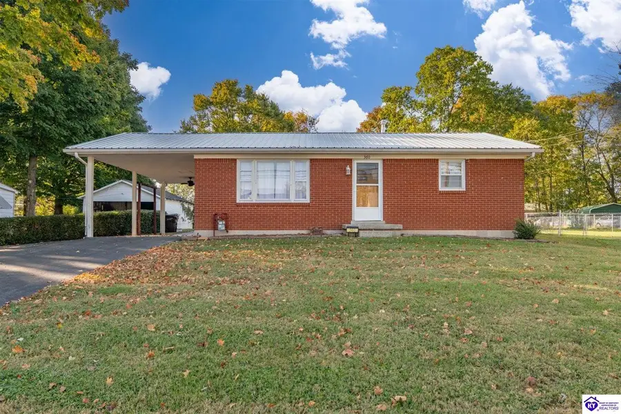 360 W Maple Avenue, Hodgenville, KY 42748 - #2