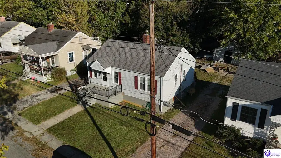 219 Village Drive, Elizabethtown, KY 42701 - #3