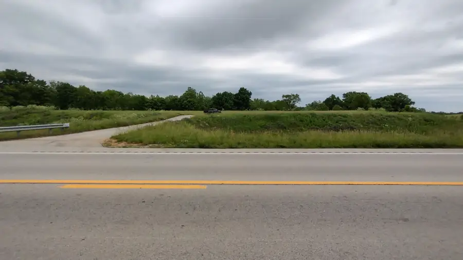 001 Maysville Road, Carlisle, KY 40311 - Image #2