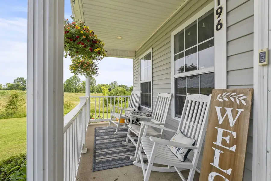 196 Harrods Trace, Harrodsburg, KY 40330 - #2