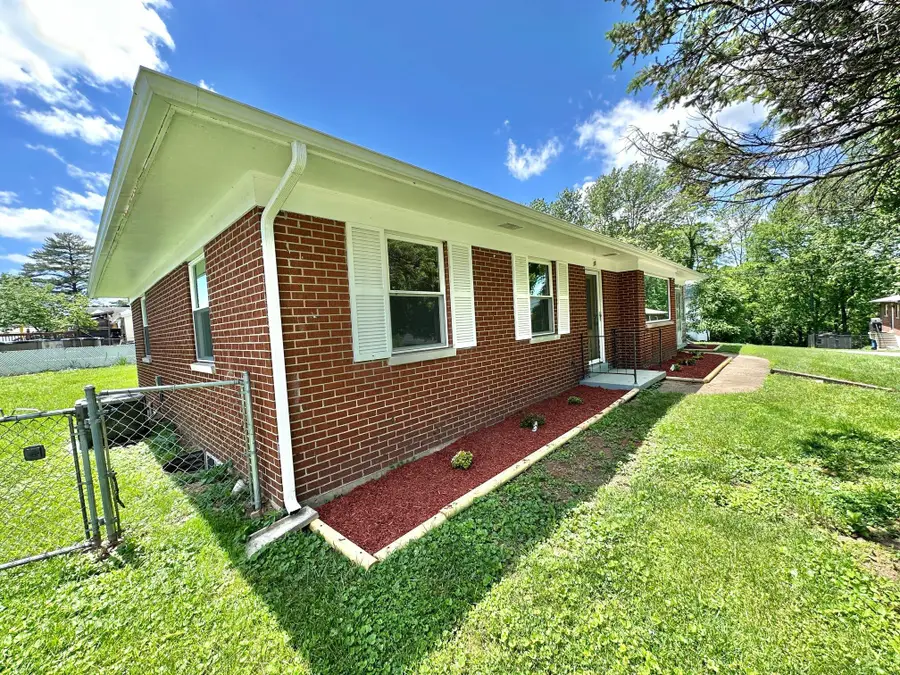 10 Kelly Avenue, Williamstown, KY 41097 - #2