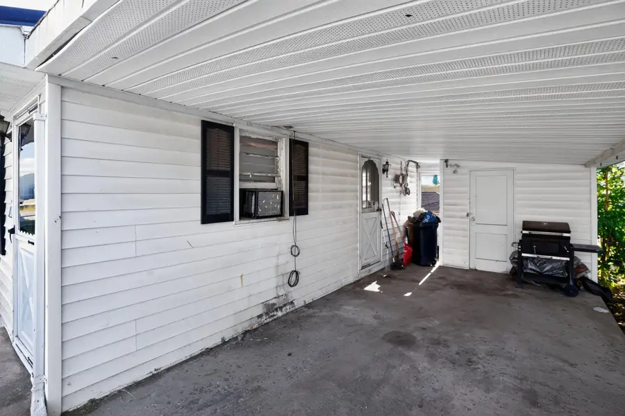 19 Russell Street, Flemingsburg, KY 41041 - Image #3