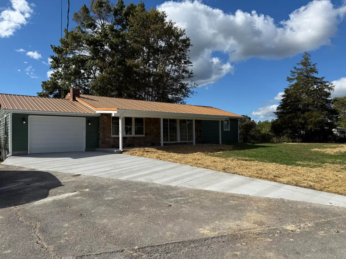 132 Bill Karr Road, Lily, KY 40740 - Image #1