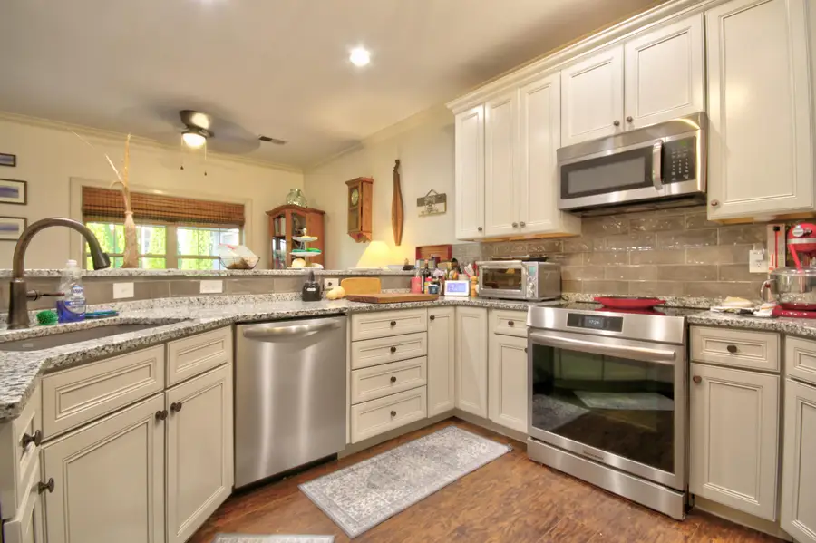 221 Somersly Place, Lexington, KY 40515 - Image #2