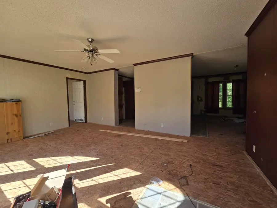 72 Happy Hollow Hill Road, Middlesboro, KY 40965 - Image #3