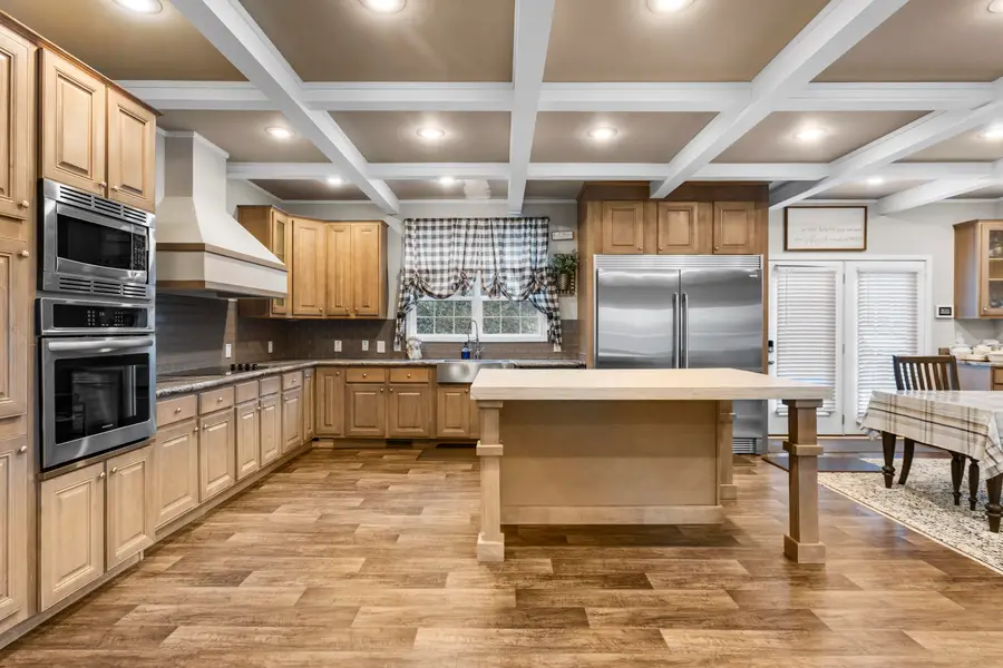 454 E Lick Branch, Salyersville, KY 41465 - Image #3