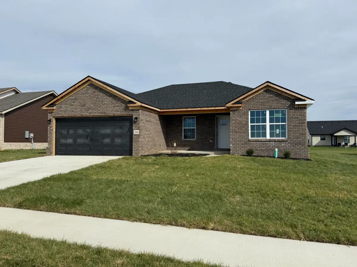 304 Whitley Way, Berea, KY 40403 - Image #1