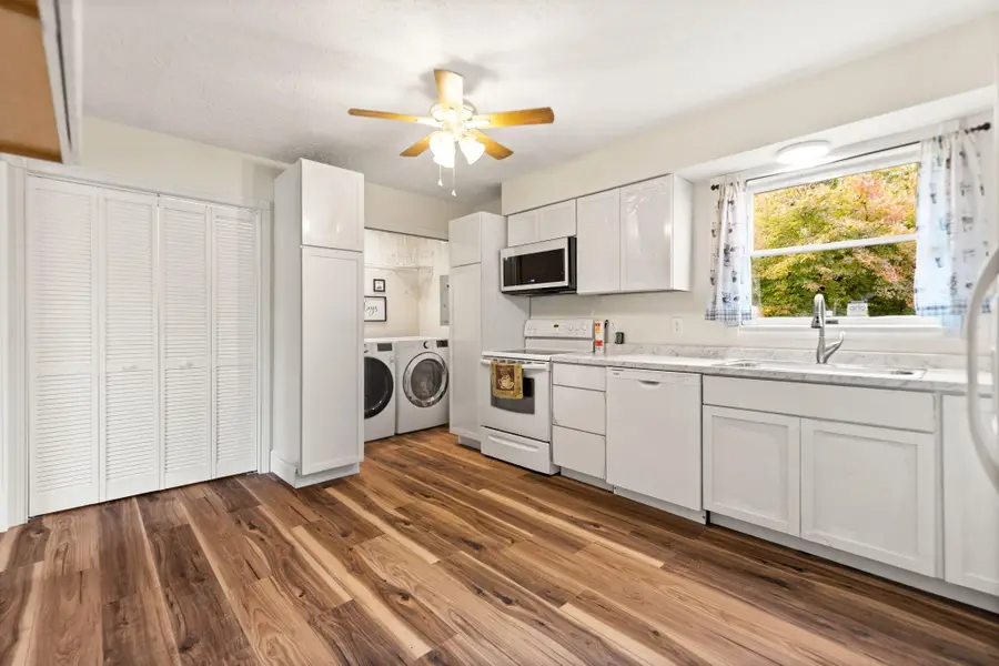 116 Fyrl Street, Clearfield, KY 40313 - Image #3