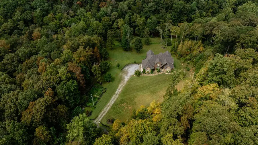 111 Leveridge Court, Jamestown, KY 42629 - Image #2