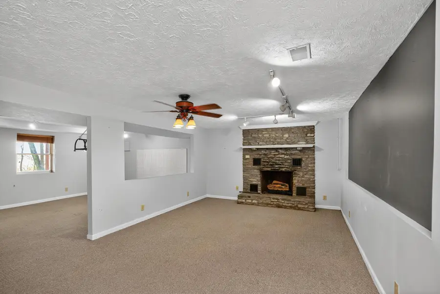 494 Oak Drive, Lancaster, KY 40444 - Image #3