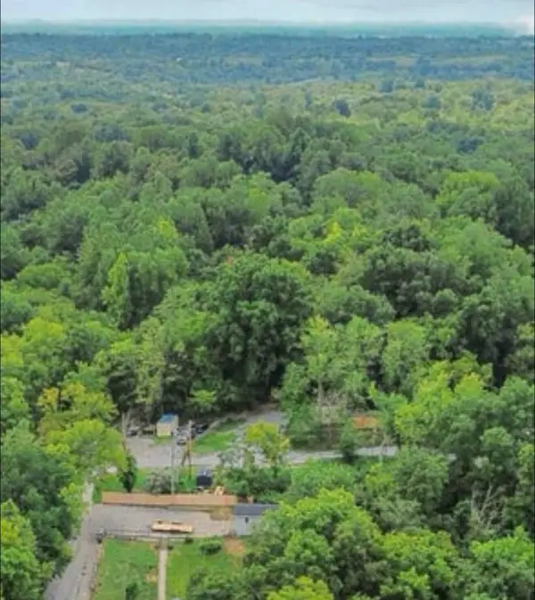 6311 Jacks Creek Pike, Lexington, KY 40515