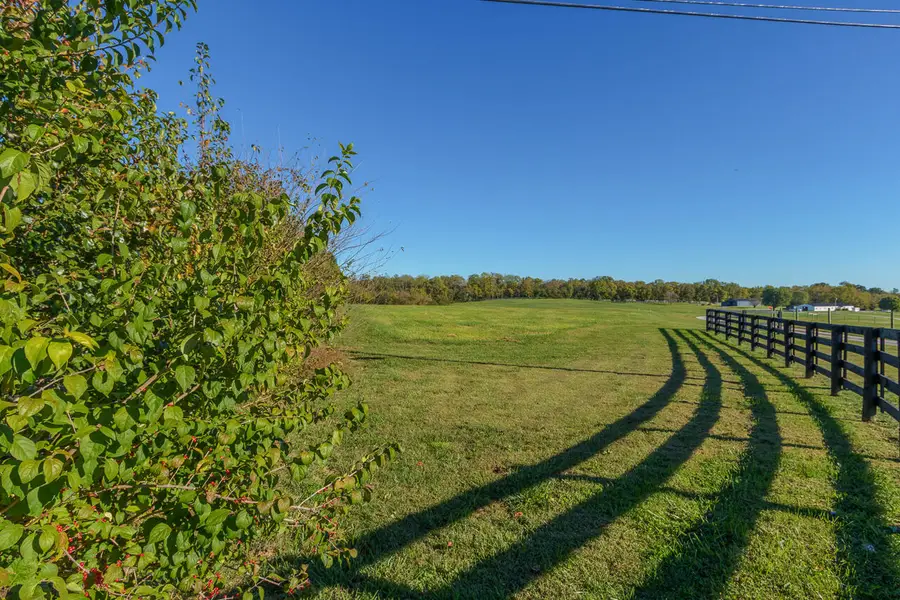 3858 Troy Pike, Versailles, KY 40383 - Image #3