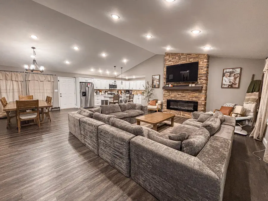 930 Pine Hill Brock Road, London, KY 40741 - Image #2