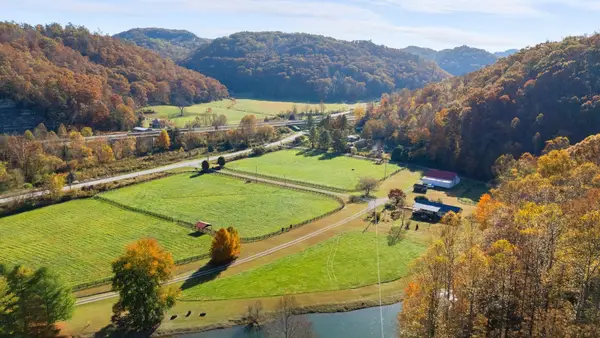 11238 Campton Road, Stanton, KY 40380