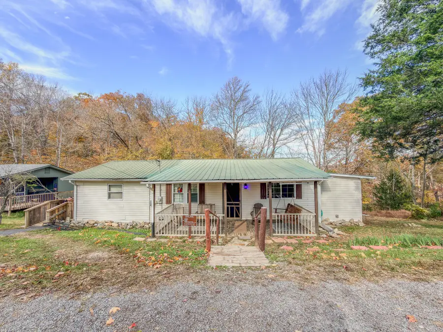 230 Circle Drive, Nancy, KY 42544 - Image #2