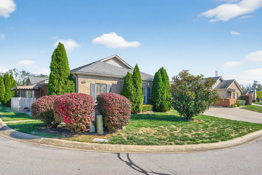 441 Goldon Trophy Trail #441, Lexington, KY 40514 - Image #2