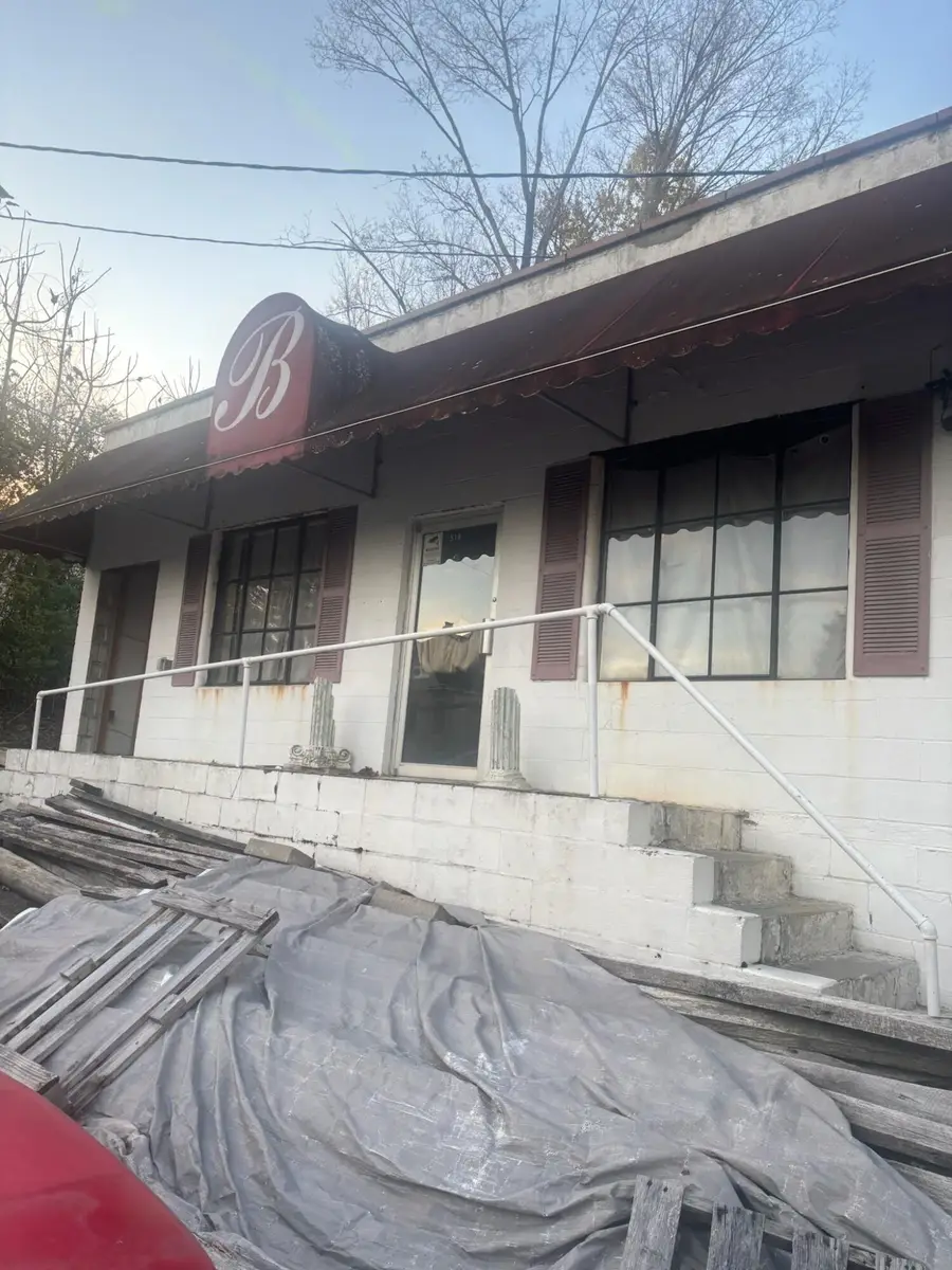 519 W 2nd Street, London, KY 40741 - Image #2