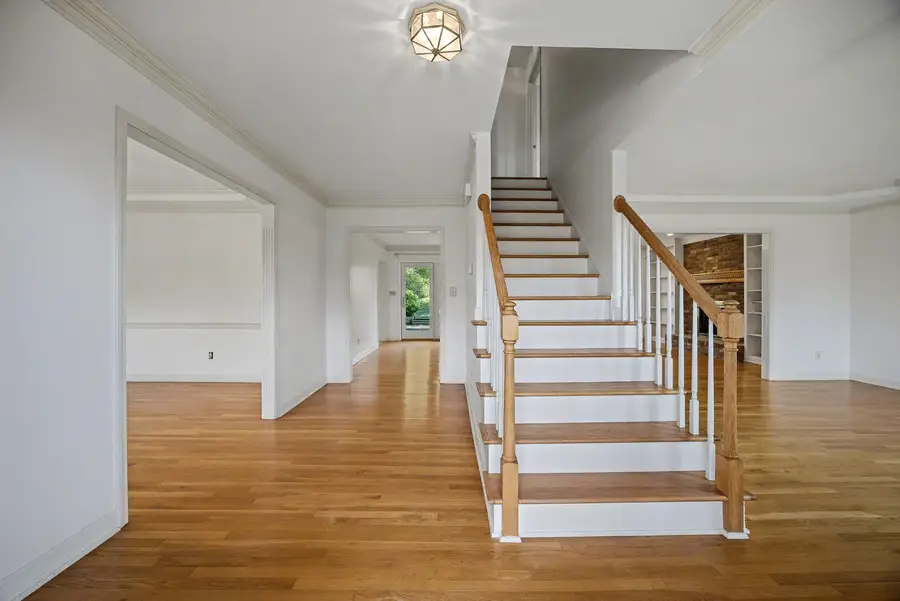 2228 Mangrove Drive, Lexington, KY 40513 - Image #2